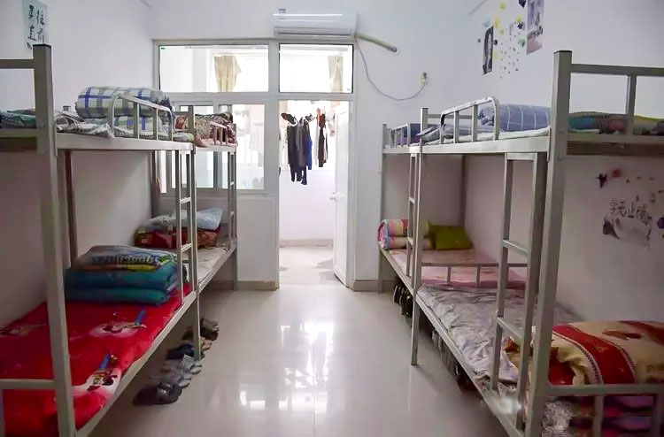 宛东实验高中宿舍