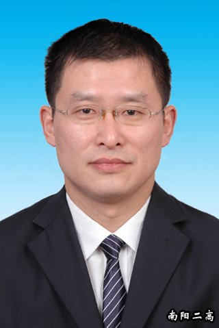 肖寒鹏：河南省骨干教师，高级教师，信息技术