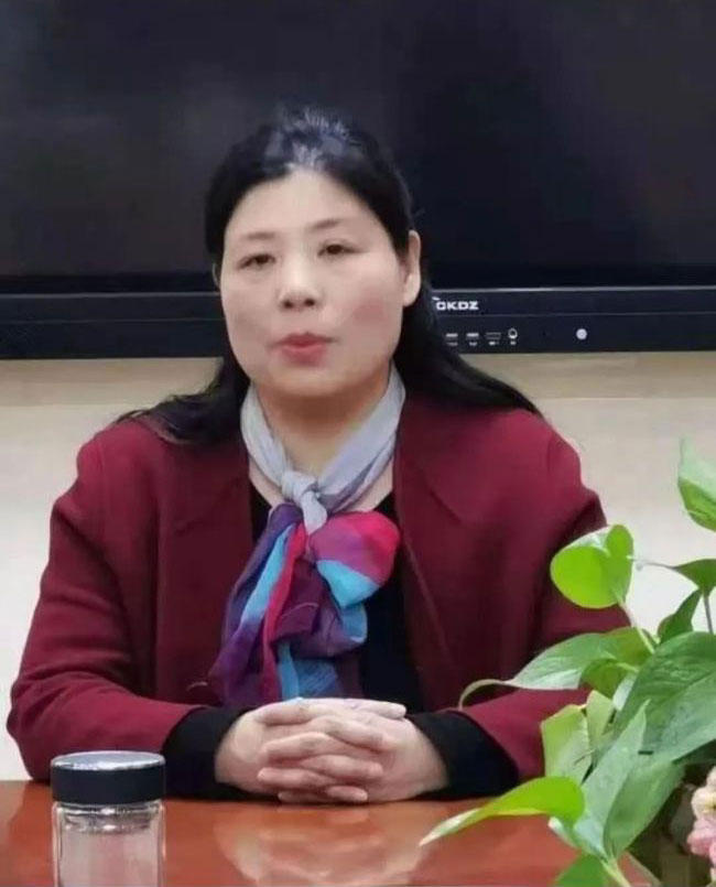 南阳市十四中校长王娟