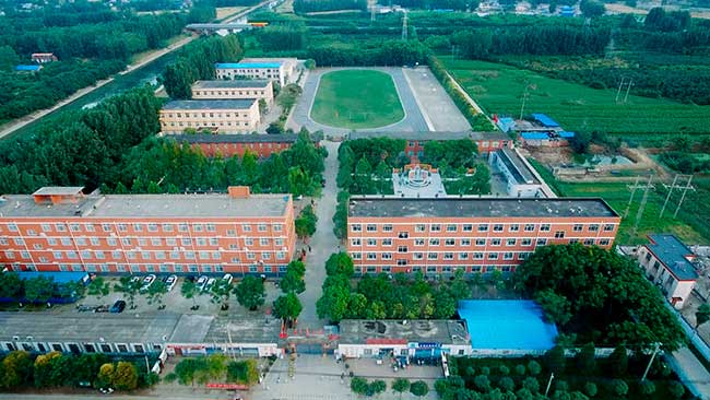 南阳市新店一中